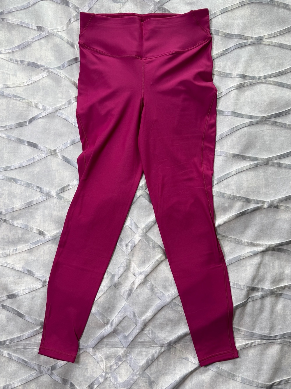 Lululemon Base Pace 28” Fleece Tight Size 12